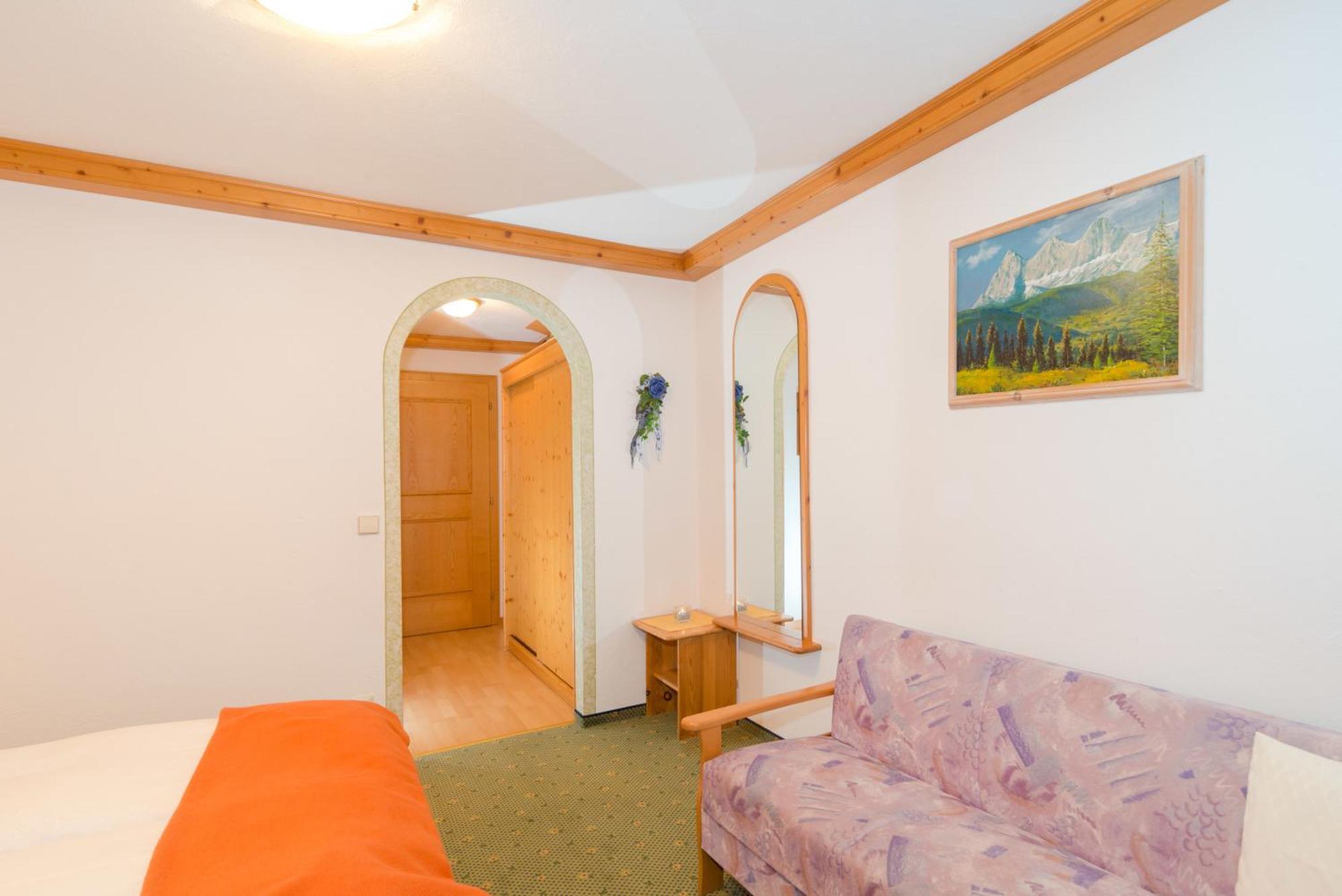 Landhaus Kirchgasser Ramsau am Dachstein Pokój zdjęcie